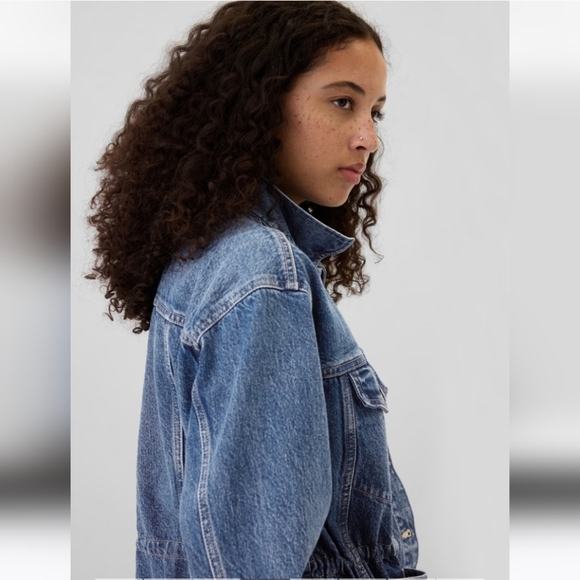 NWT GAP Oversized Cinched-Waist Denim Jacket medium rinse - Picture 4 of 6